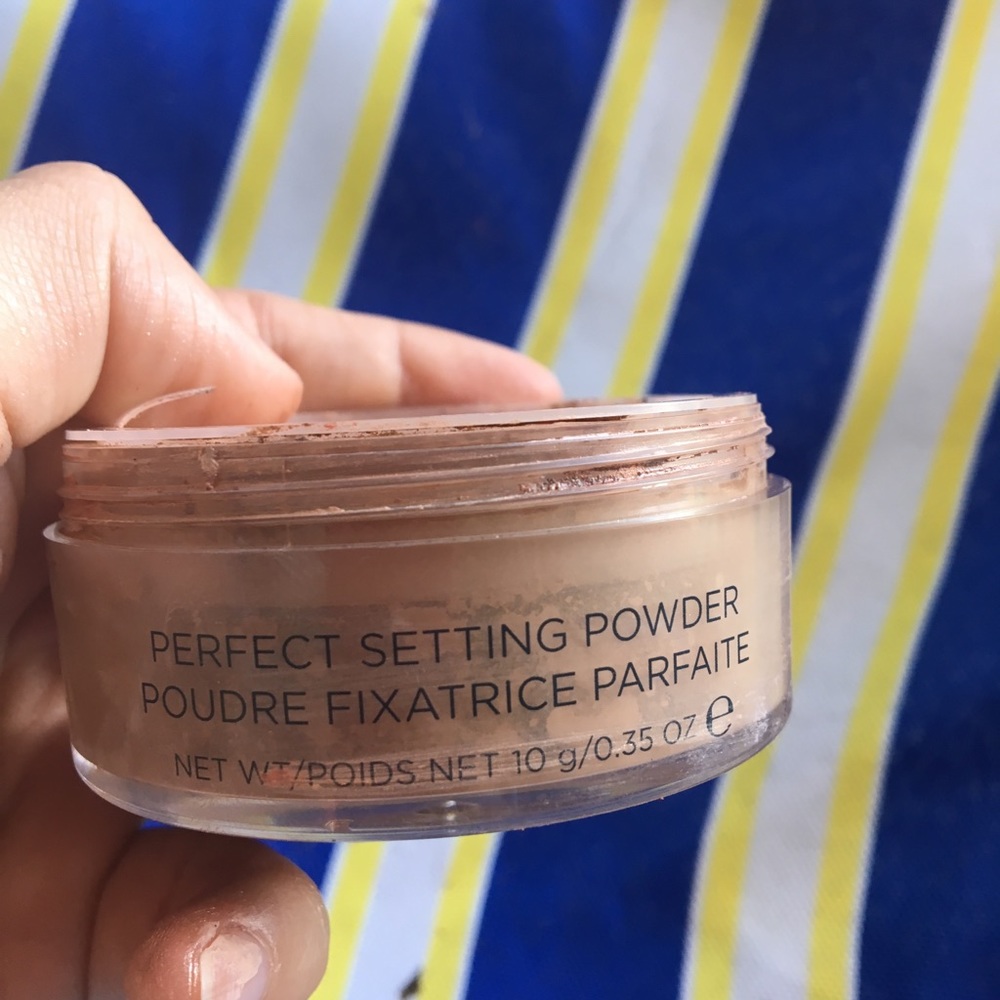 Perfect setting powder